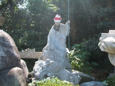 地蔵菩薩石像